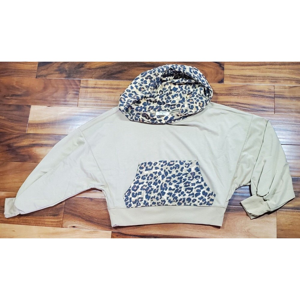 Zenana Cropped Hoodie Womens Tan Long Sleeve Leopard Print Gym Pump Cover Sz M